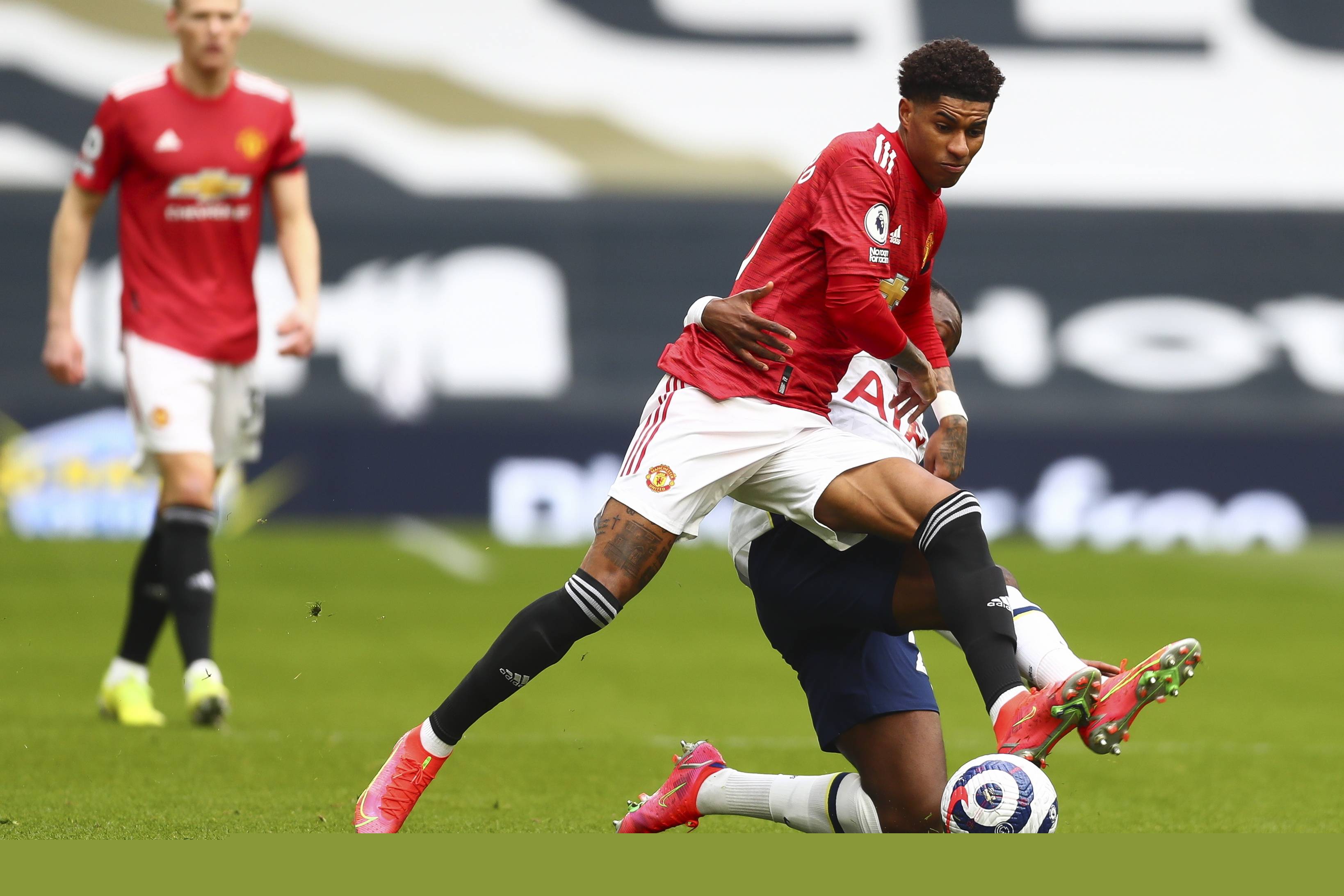 表现出了 表现出了