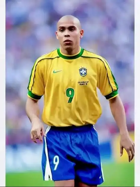 是她晋级的 是她晋级的